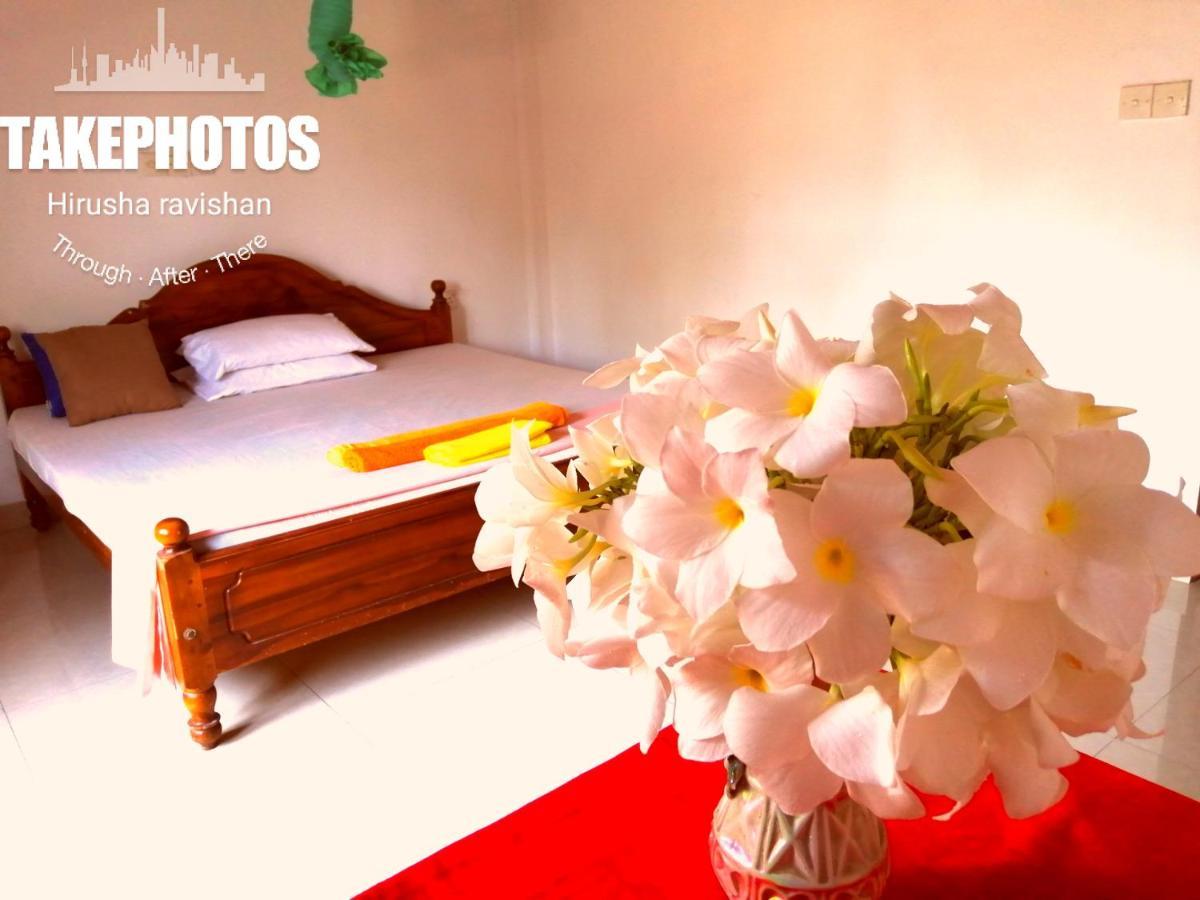 Golden Town Hotel Tangalle Exteriör bild